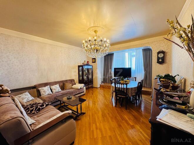 Satılır 3 otaqlı köhnə tikili 75 m², Elmlər Akademiyası m., photo 1 from 17