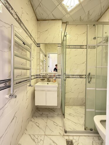 Сдается 2-комн. новостройка 75 м², м. Кара Караев, photo 9 from 20