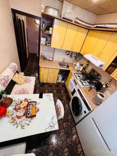 Satılır 3 otaqlı köhnə tikili 75 m², Elmlər Akademiyası m., photo 15 from 17