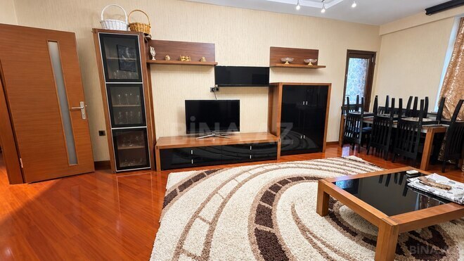 Продается 2-комн. новостройка 104 м², м. Гянджлик, photo 1 from 18