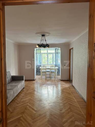 Сдаётся 2-комн. вторичка 50 м², м. Иншаатчылар, photo 1 from 8