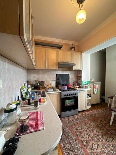 Продаётся 3-комн. вторичка 65 м², м. Ази Асланов, photo 6 from 15