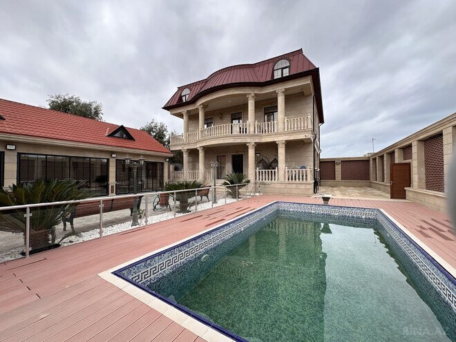 Satılır 7 otaqlı həyət evi/bağ evi 400 m², Şüvəlan q., photo 1 from 32