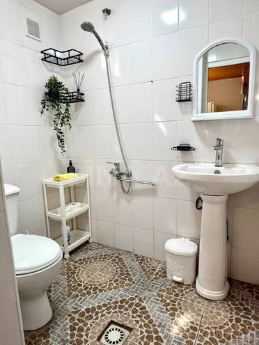 İcarəyə verilir 2 otaqlı həyət evi/bağ evi 90 m², Elmlər Akademiyası m., photo 11 from 18