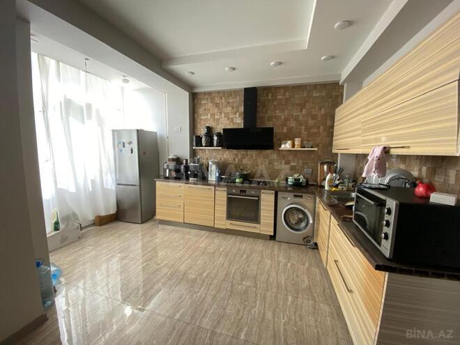 Продаётся 3-комн. новостройка 130 м², м. Кара Караев, photo 10 from 18