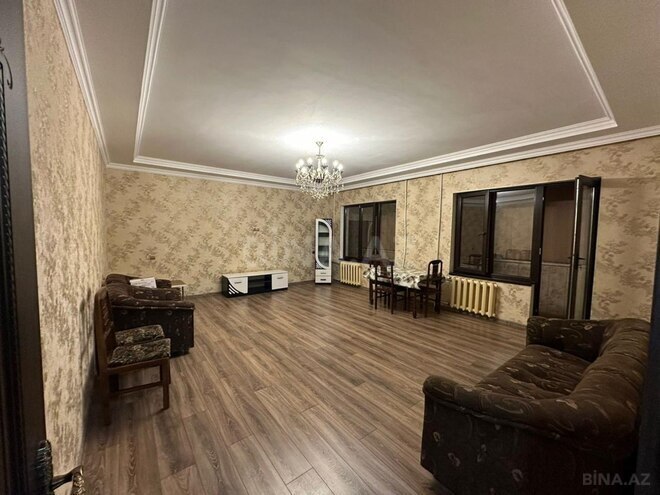Продается 5-комн. вторичка 120 м², м. Халглар Достлугу, photo 1 from 27
