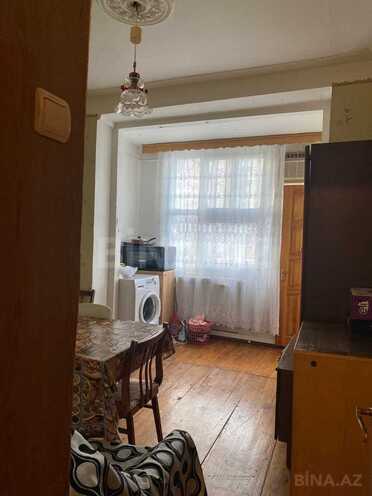 Продается 3-комн. вторичка 65 м², м. Ази Асланов, photo 9 from 16