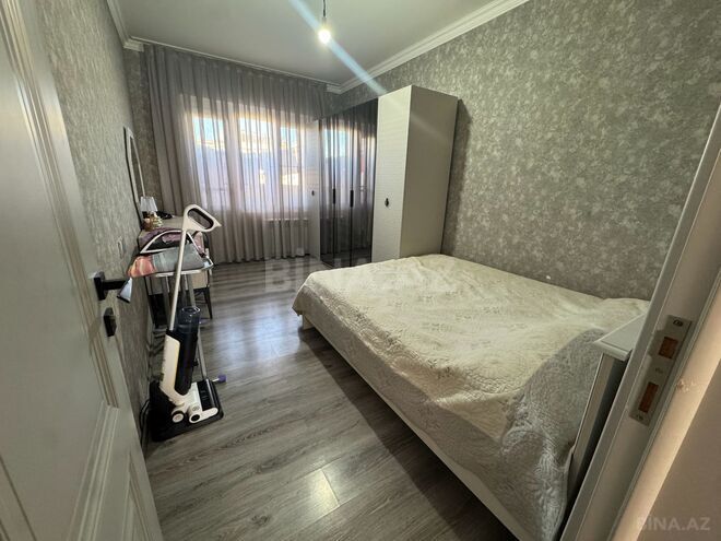 Продаётся 4-комн. вторичка 105 м², пос. Бакиханова, photo 1 from 14