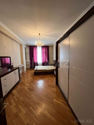Сдаётся 3-комн. новостройка 150 м², м. 8 ноября, photo 4 from 13