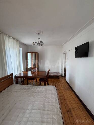 Satılır 1 otaqlı köhnə tikili 30 m², Gənclik m., photo 3 from 16