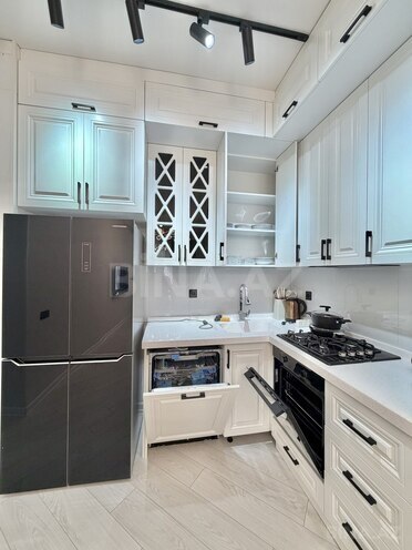 Сдается 2-комн. новостройка 58 м², м. Гянджлик, photo 6 from 13