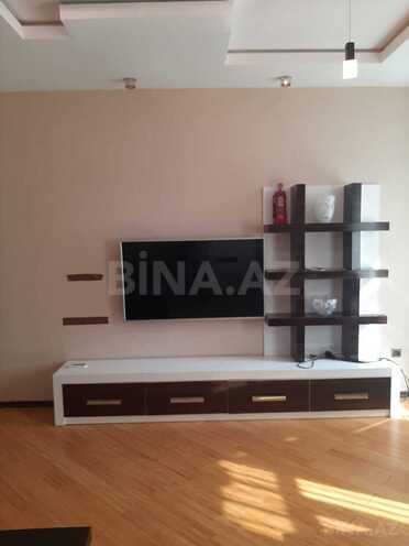 Сдаётся 2-комн. вторичка 60 м², м. Низами, photo 7 from 16