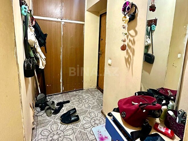 Продается 2-комн. вторичка 50 м², м. Кара Караев, photo 4 from 20
