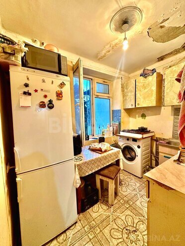 Продается 2-комн. вторичка 50 м², м. Кара Караев, photo 13 from 20
