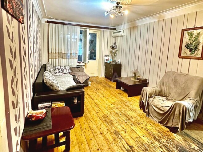 Продается 2-комн. вторичка 50 м², м. Кара Караев, photo 18 from 20