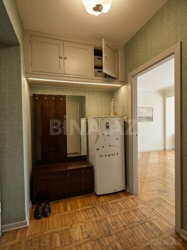 Satılır 2 otaqlı köhnə tikili 50 m², Gənclik m., photo 1 from 9