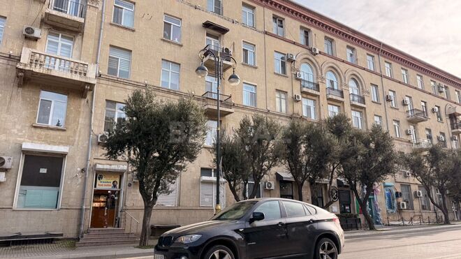 Satılır 1 otaqlı köhnə tikili 45 m², Nizami m., photo 3 from 15