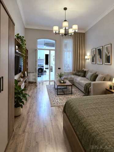 Satılır 2 otaqlı köhnə tikili 65 m², Sahil m., photo 3 from 7