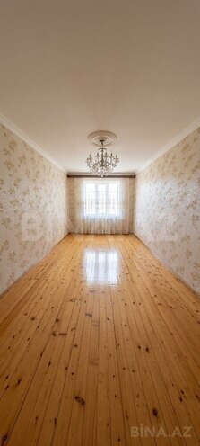Продаётся 3-комн. вторичка 72 м², м. Ази Асланов, photo 1 from 6