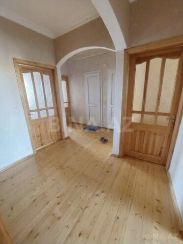 Продаётся 3-комн. вторичка 72 м², м. Ази Асланов, photo 4 from 6