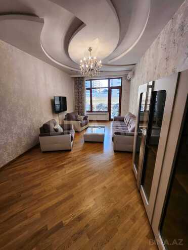 İcarəyə verilir 2 otaqlı yeni tikili 110 m², 28 May m., photo 3 from 11