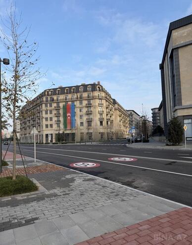 Satılır 4 otaqlı yeni tikili 147 m², Ağ şəhər q., photo 1 from 8