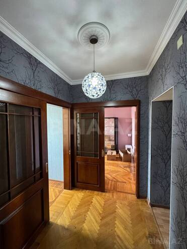 Satılır 3 otaqlı köhnə tikili 75 m², Yasamal r., photo 11 from 14