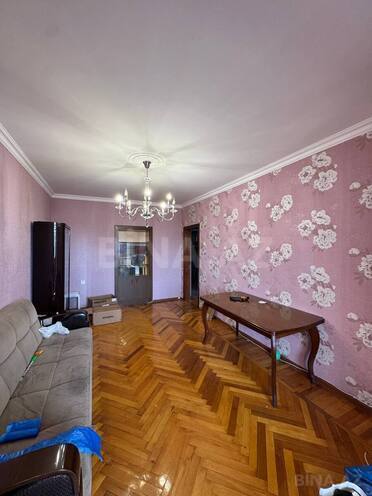 Satılır 3 otaqlı köhnə tikili 75 m², Yasamal r., photo 6 from 14