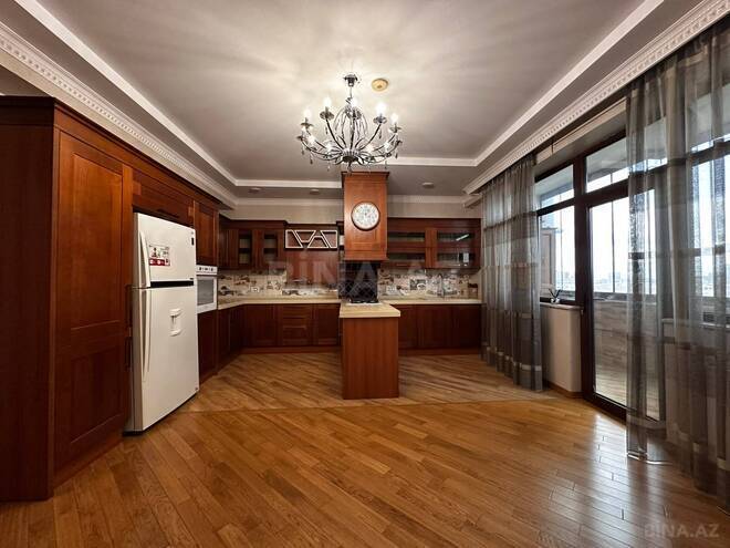 Сдаётся 4-комн. новостройка 210 м², м. Нариман Нариманов, photo 21 from 28