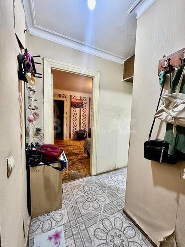 Продается 2-комн. вторичка 55 м², м. Кара Караев, photo 9 from 12