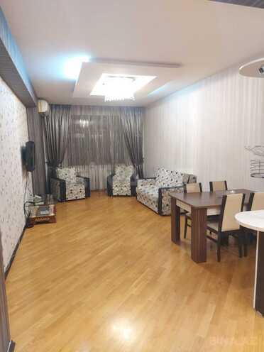 İcarəyə verilir 2 otaqlı yeni tikili 80 m², 28 May m., photo 1 from 15