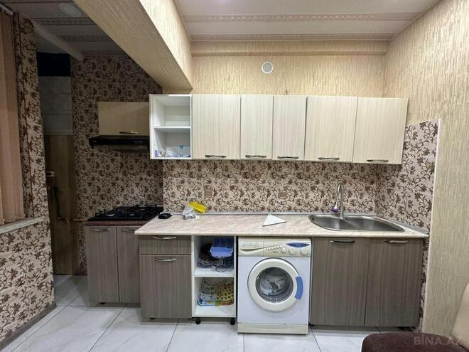 Продаётся 5-комн. вторичка 120 м², м. Нефтчиляр, photo 9 from 24