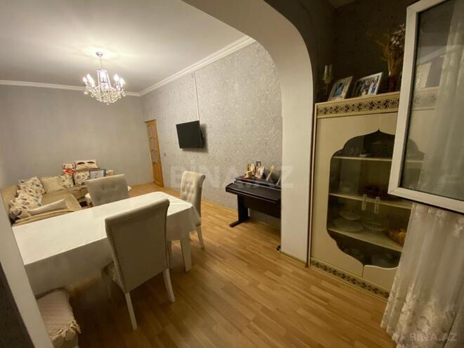 Satılır 4 otaqlı köhnə tikili 120 m², İnşaatçılar m., photo 7 from 25