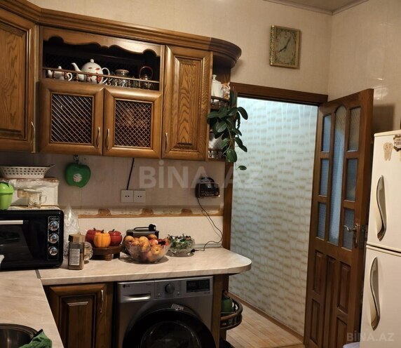 Satılır 3 otaqlı köhnə tikili 90 m², 8-ci mikrorayon q., photo 13 from 16