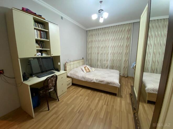 Satılır 4 otaqlı köhnə tikili 120 m², İnşaatçılar m., photo 3 from 25
