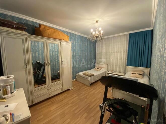 Satılır 4 otaqlı köhnə tikili 120 m², İnşaatçılar m., photo 12 from 25