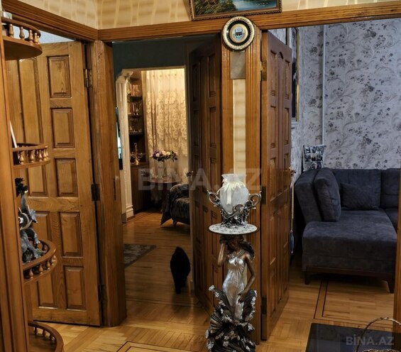 Satılır 3 otaqlı köhnə tikili 90 m², 8-ci mikrorayon q., photo 14 from 16
