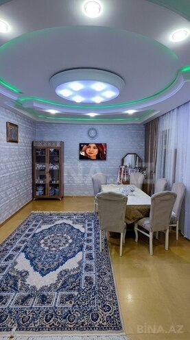 Satılır 3 otaqlı köhnə tikili 90 m², Suraxanı q., photo 1 from 15