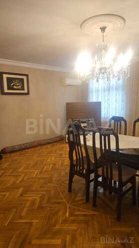 Satılır 3 otaqlı köhnə tikili 65 m², İnşaatçılar m., photo 5 from 12