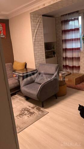 Satılır 2 otaqlı köhnə tikili 37 m², Qara Qarayev m., photo 3 from 13