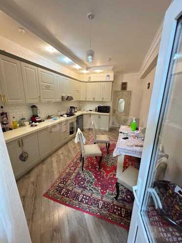 Продаётся 4-комн. вторичка 127 м², photo 24 from 29