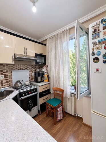 Satılır 2 otaqlı köhnə tikili 50 m², Elmlər Akademiyası m., photo 8 from 17