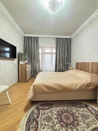 Продаётся 3-комн. вторичка 100 м², photo 1 from 25