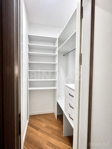 Продаётся 3-комн. новостройка 166 м², м. Низами, photo 7 from 10