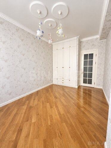 Продаётся 3-комн. новостройка 166 м², м. Низами, photo 8 from 10