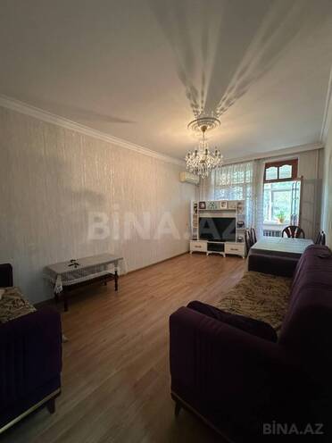 Satılır 3 otaqlı köhnə tikili 80 m², Bakıxanov q., photo 1 from 16