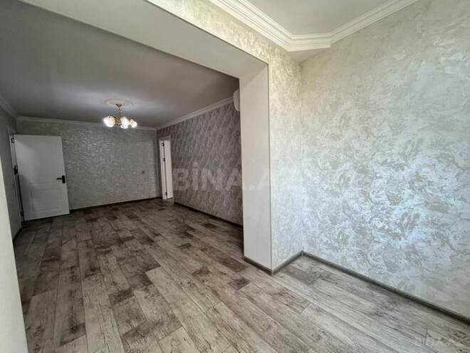 Satılır 2 otaqlı köhnə tikili 65 m², Qara Qarayev m., photo 11 from 17