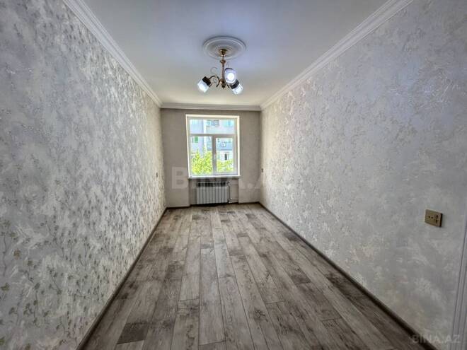 Satılır 2 otaqlı köhnə tikili 65 m², Qara Qarayev m., photo 6 from 17