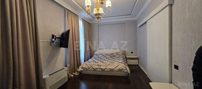 Сдается 3-комн. новостройка 137 м², м. Низами, photo 3 from 8