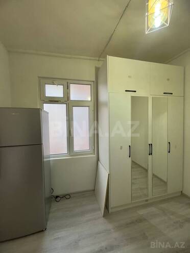 Продаётся 1-комн. вторичка 26 м², м. Низами, photo 3 from 9